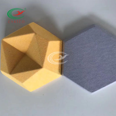 Οι ελαφριές τρισδιάστατες Hexagon ακουστικές επιτροπές καθιστούν αλεξίπυρες την ίνα πολυεστέρα