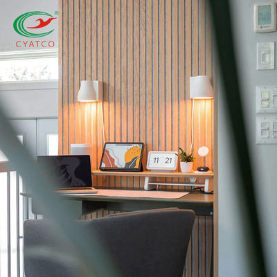 Slat διαμερισμάτων κάθετη ξύλινη ξυλεία 600x1200mm τοίχων ήχος - που απορροφά